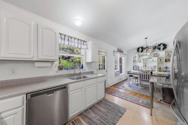 22 Rosewood Lane, Wurtsboro, NY 12790