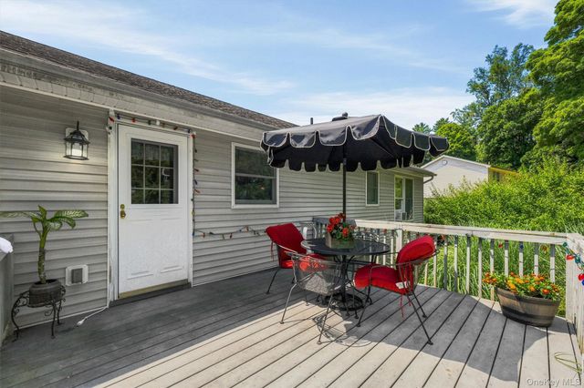 22 Rosewood Lane, Wurtsboro, NY 12790