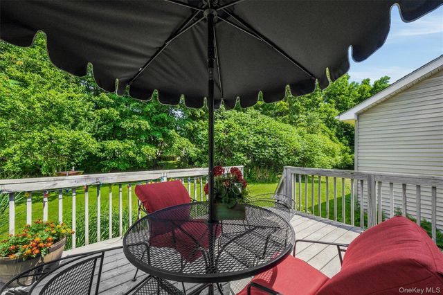 22 Rosewood Lane, Wurtsboro, NY 12790