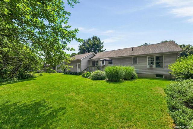 22 Rosewood Lane, Wurtsboro, NY 12790