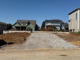 31538 W 86th Court, De Soto, KS 66018