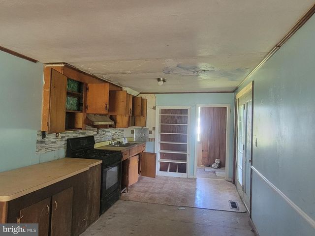 68 BOYCE CIR, Montross, VA 22520