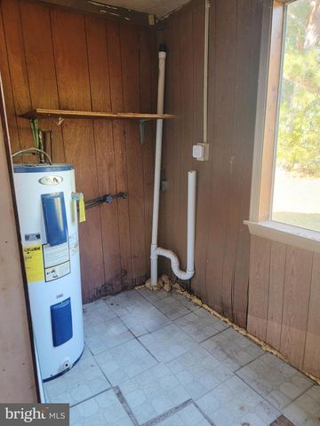 68 BOYCE CIR, Montross, VA 22520