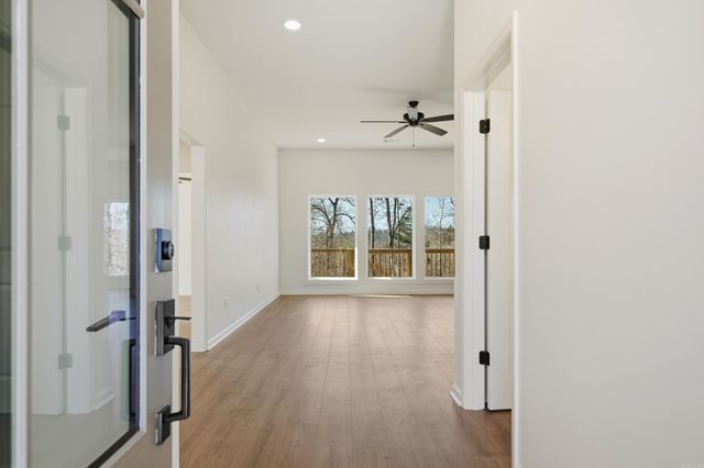 307 Diamondhead Drive, Hot Springs, AR 71913