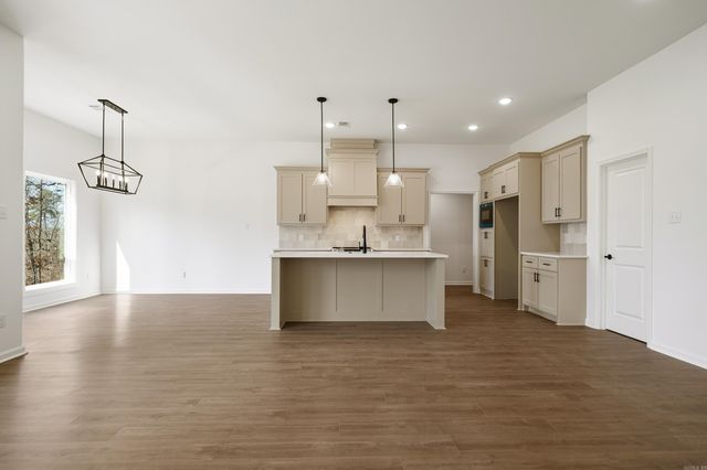 307 Diamondhead Drive, Hot Springs, AR 71913