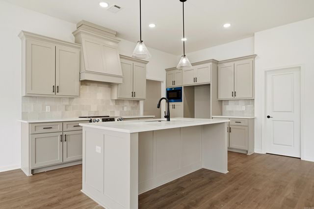 307 Diamondhead Drive, Hot Springs, AR 71913