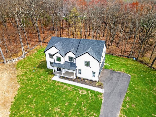 11 Falcon Dr, Shrewsbury, MA 01545
