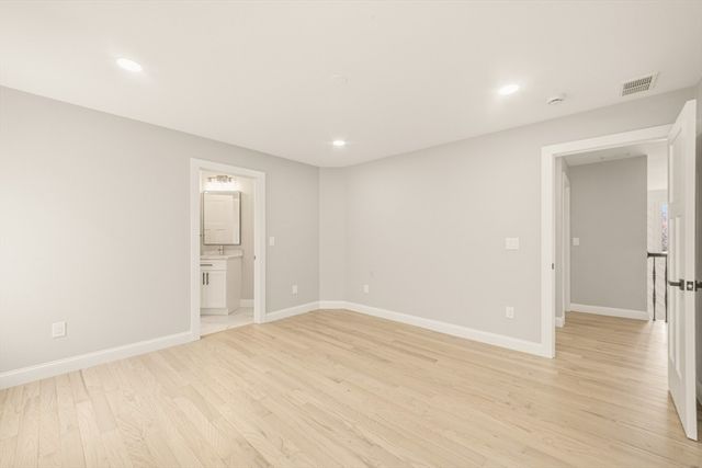 11 Falcon Dr, Shrewsbury, MA 01545