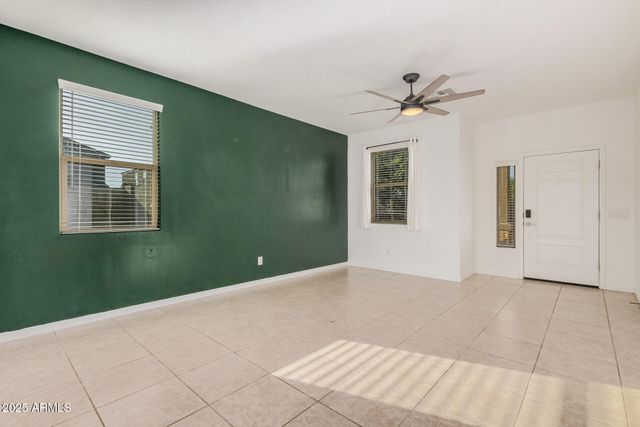 399 W PELIPA Drive, San Tan Valley, AZ 85140