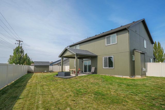 700 Quail Dr, Cheney, WA 99004