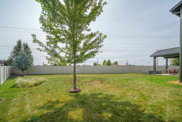700 Quail Dr, Cheney, WA 99004