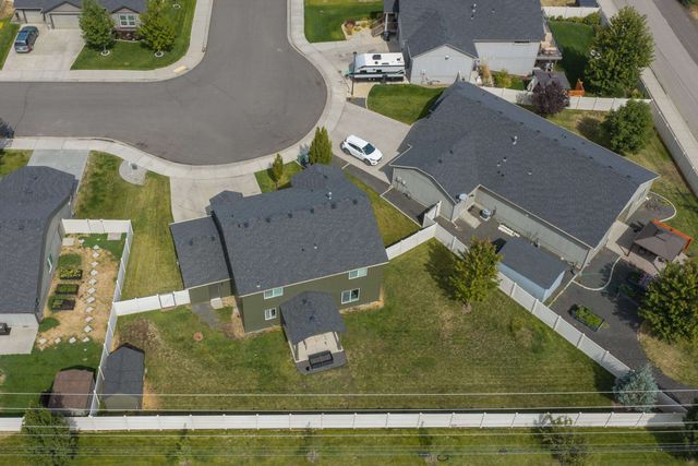 700 Quail Dr, Cheney, WA 99004