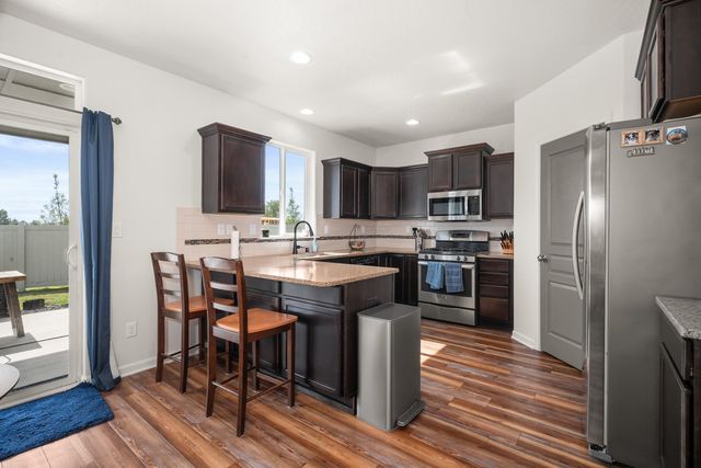 700 Quail Dr, Cheney, WA 99004