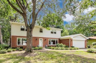 317 E Forest Lane, Palatine, IL 60067