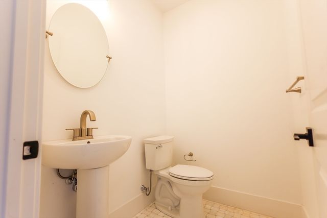 15A Bellmore Road, Framingham, MA 01702