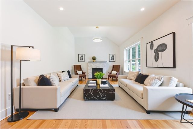 15A Bellmore Road, Framingham, MA 01702