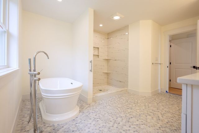 15A Bellmore Road, Framingham, MA 01702