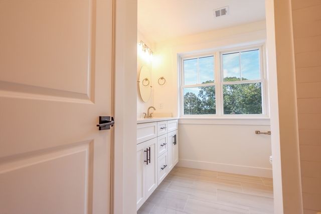 15A Bellmore Road, Framingham, MA 01702