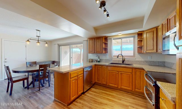 35 W Paseo Dulce, Green Valley, AZ 85614