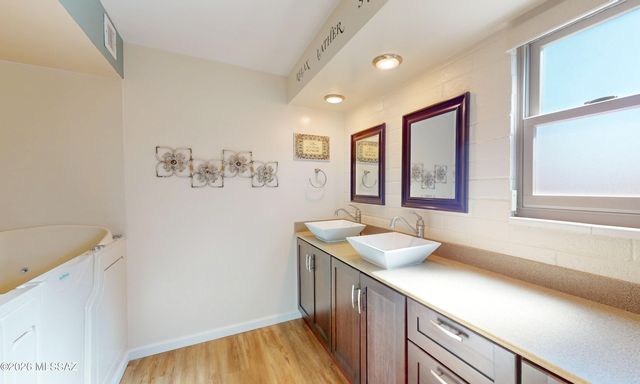 35 W Paseo Dulce, Green Valley, AZ 85614