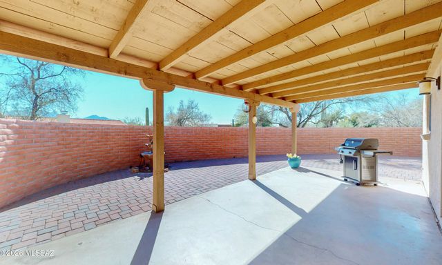 35 W Paseo Dulce, Green Valley, AZ 85614