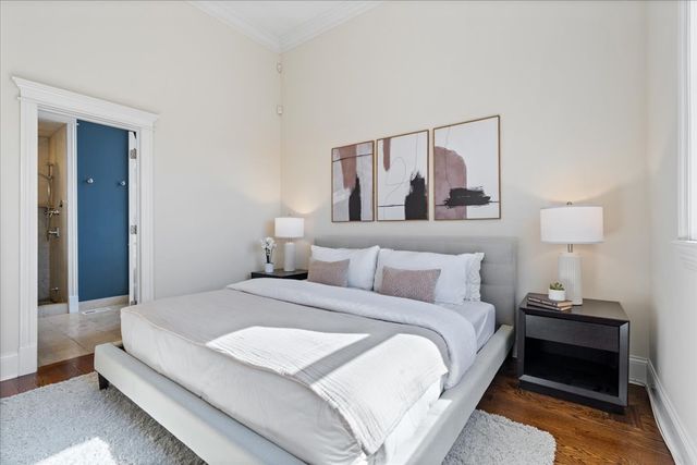 823 W WOLFRAM Street 3E, Chicago, IL 60657