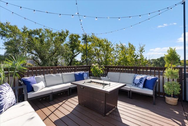 823 W WOLFRAM Street 3E, Chicago, IL 60657