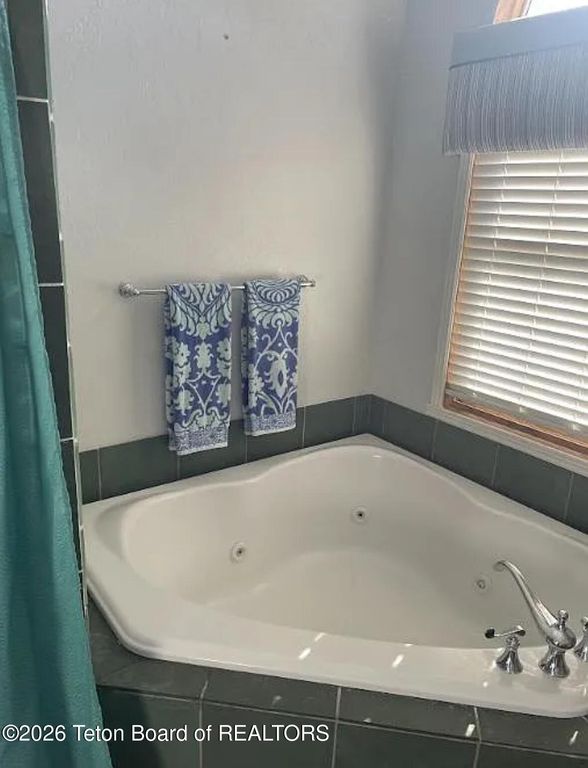 3017 RANGEVIEW Drive, Jackson, WY 83001 photo 9