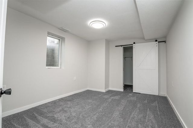 1141 Euclid Avenue, Des Moines, IA 50313
