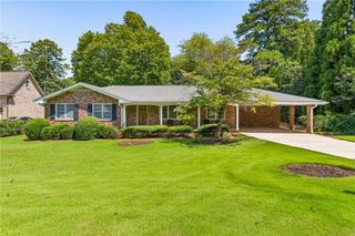 1877 Chrysler Drive NE, Atlanta, GA 30345
