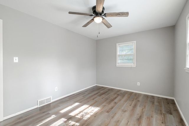 1411 N Community Dr, Derby, KS 67037