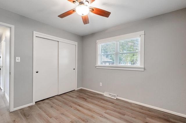 1411 N Community Dr, Derby, KS 67037