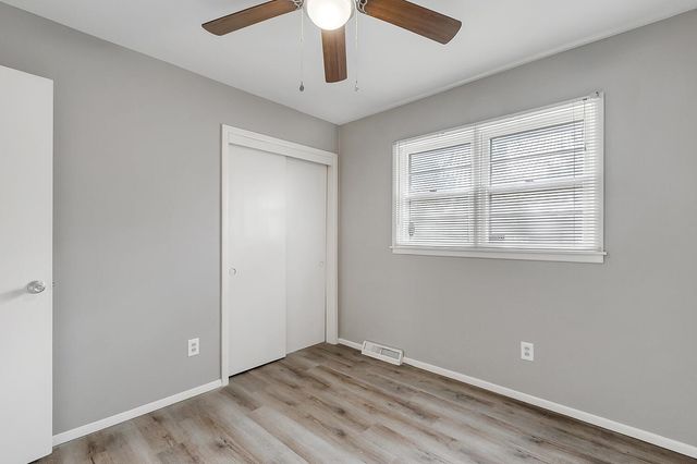 1411 N Community Dr, Derby, KS 67037