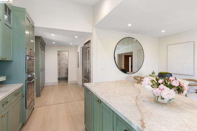 515 Cragmont Ave, Berkeley, CA 94708