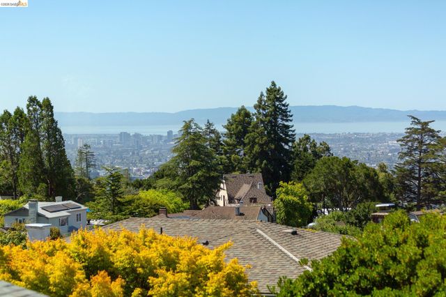 515 Cragmont Ave, Berkeley, CA 94708