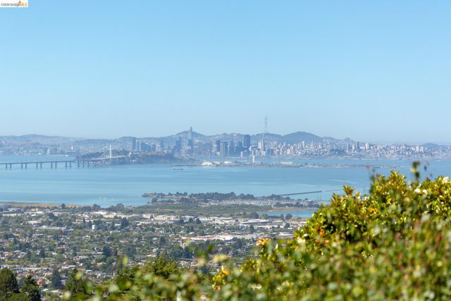 515 Cragmont Ave, Berkeley, CA 94708