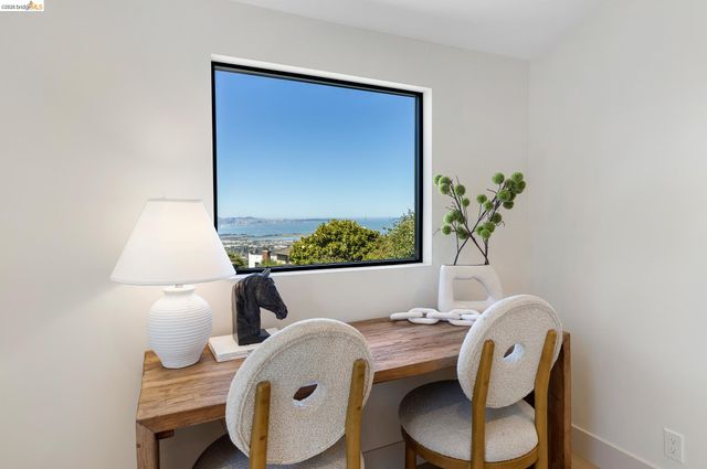 515 Cragmont Ave, Berkeley, CA 94708