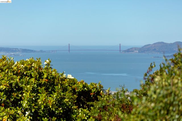 515 Cragmont Ave, Berkeley, CA 94708