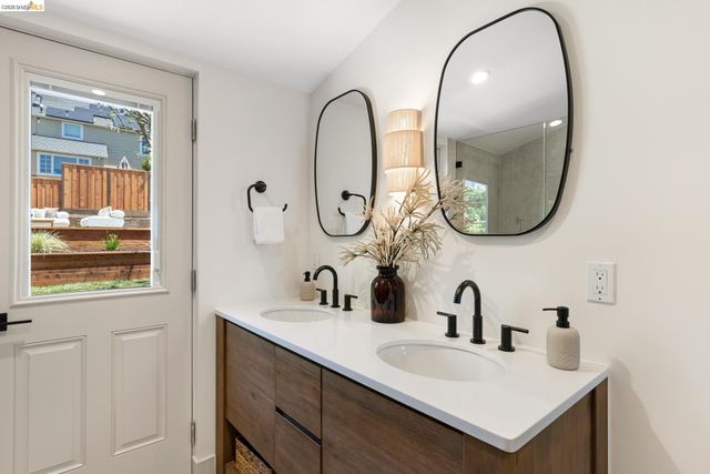 515 Cragmont Ave, Berkeley, CA 94708