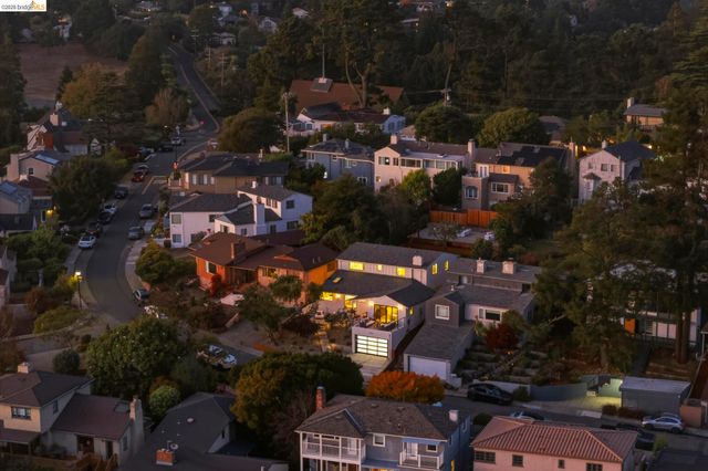515 Cragmont Ave, Berkeley, CA 94708