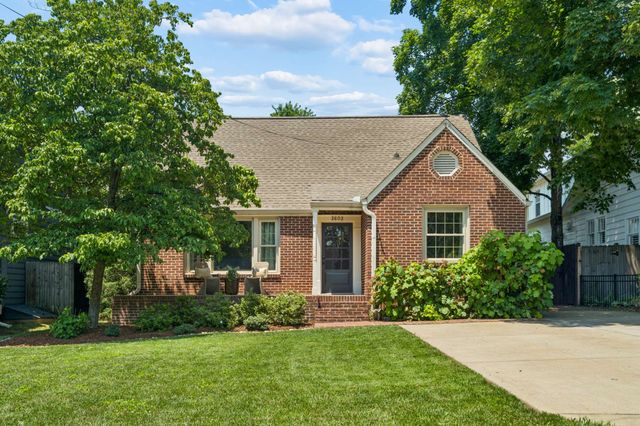 2602 W Linden Ave, Nashville, TN 37212