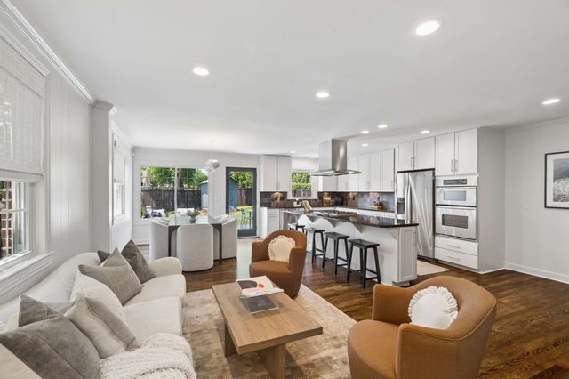 2602 W Linden Ave, Nashville, TN 37212