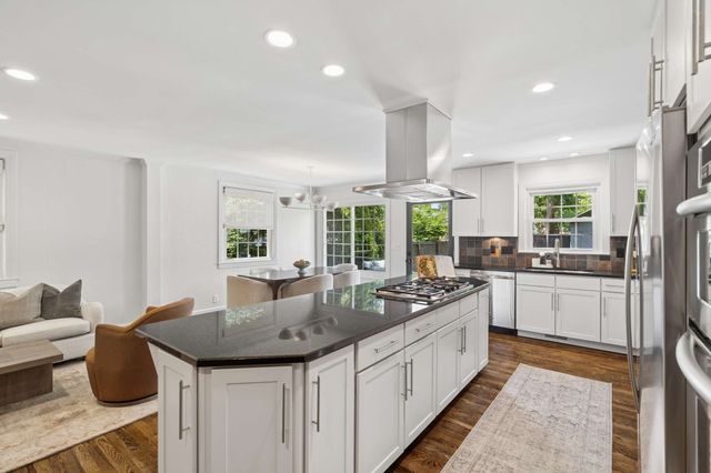 2602 W Linden Ave, Nashville, TN 37212
