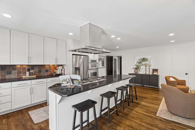 2602 W Linden Ave, Nashville, TN 37212
