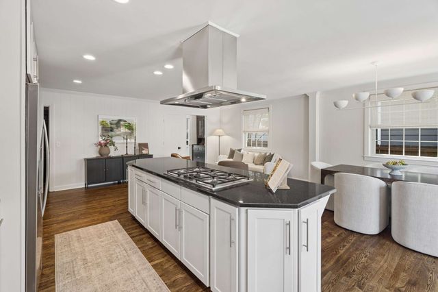 2602 W Linden Ave, Nashville, TN 37212