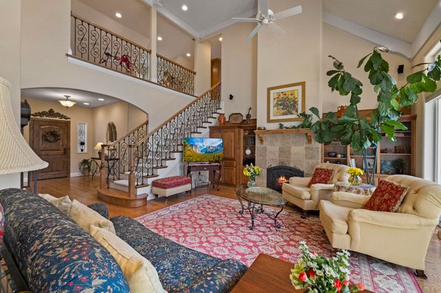 18558 Olov Rd, Sonora, CA 95370