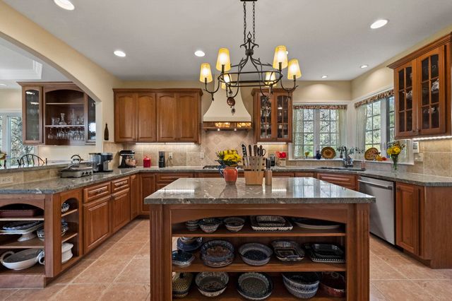 18558 Olov Rd, Sonora, CA 95370