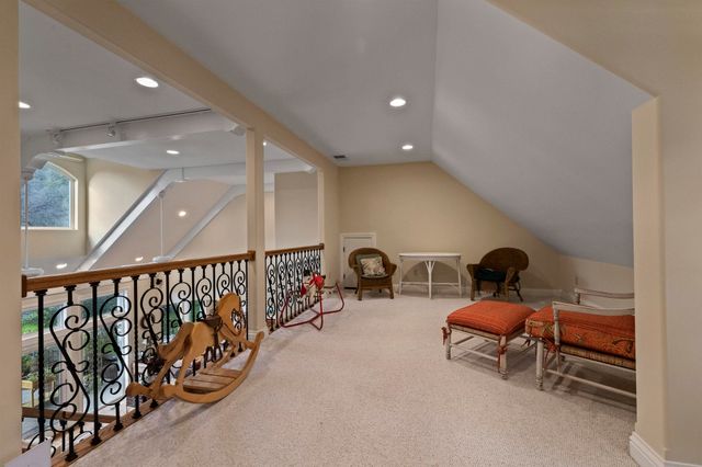 18558 Olov Rd, Sonora, CA 95370