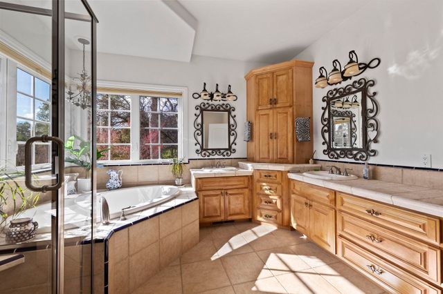 18558 Olov Rd, Sonora, CA 95370