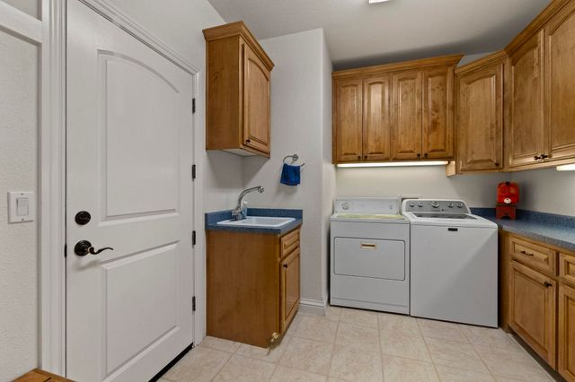 18558 Olov Rd, Sonora, CA 95370